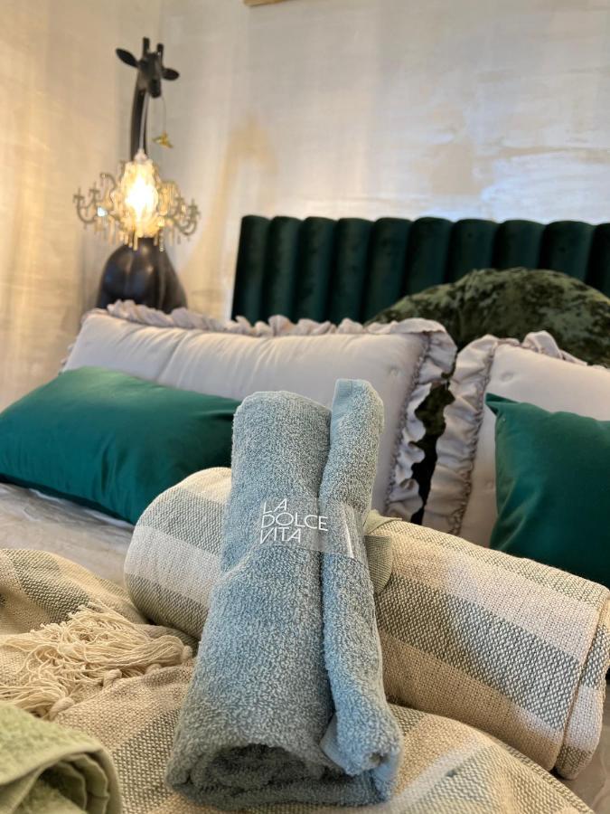 La Dolce Vita Luxury II Apartments With Best Free Private Parking In Center Пула Экстерьер фото