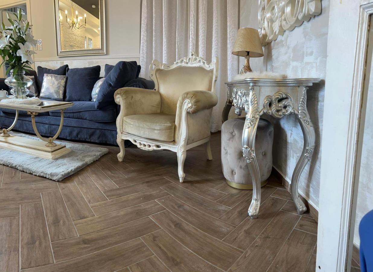 La Dolce Vita Luxury II Apartments With Best Free Private Parking In Center Пула Экстерьер фото